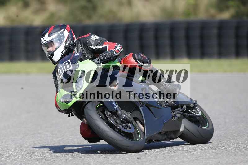 /44 09.08.2025 Plüss Moto Sport ADR/Freies Fahren/408